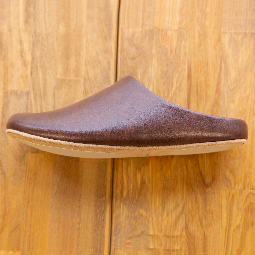 “歩く”を考えたスリッパ room's (ルームズ)