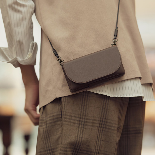 Teshe basic flip case for iPhone13 Pro