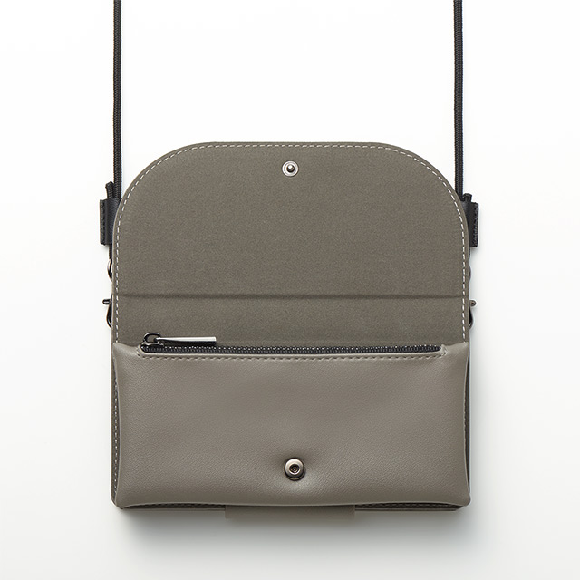 Teshe basic flip case for iPhone13 Pro