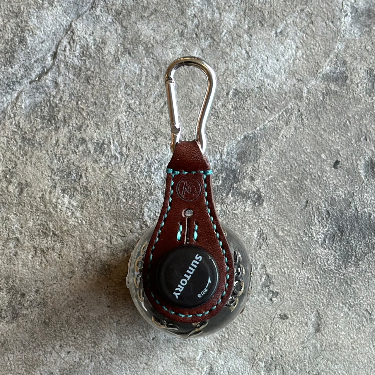 ホルダー　ペットボトル　カラビナ