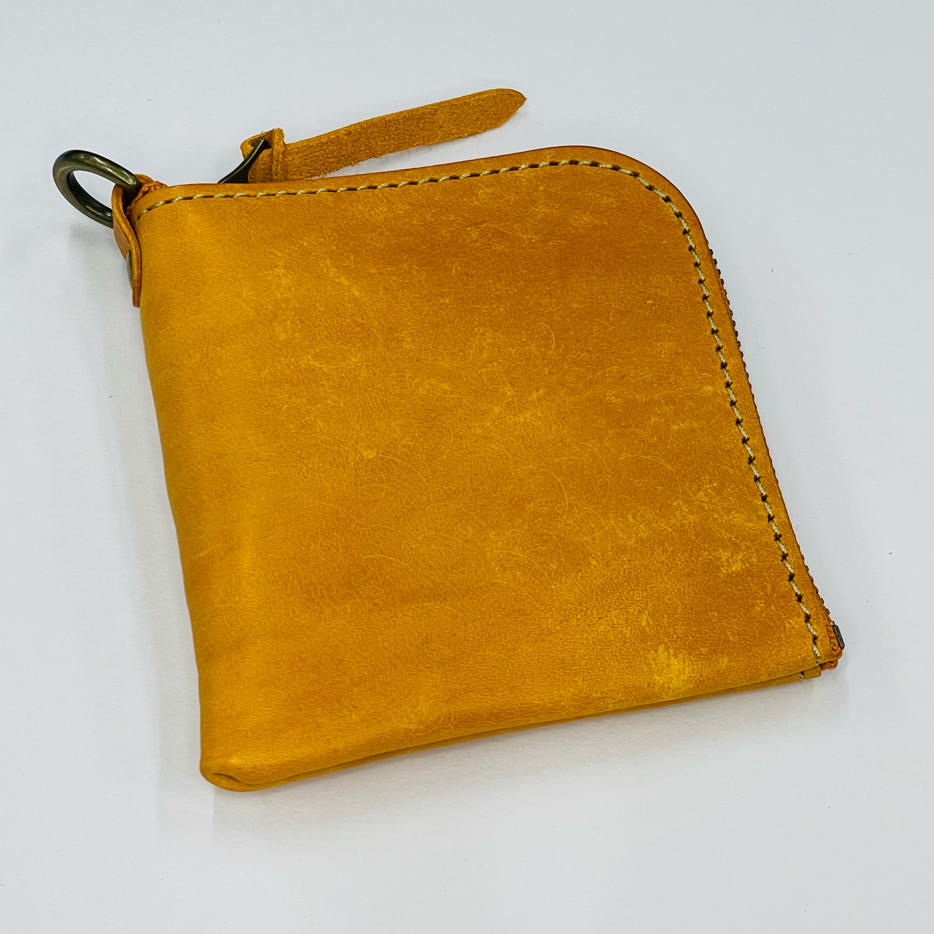 ミニウォレット　Ｌジップ　ハーフヌバック