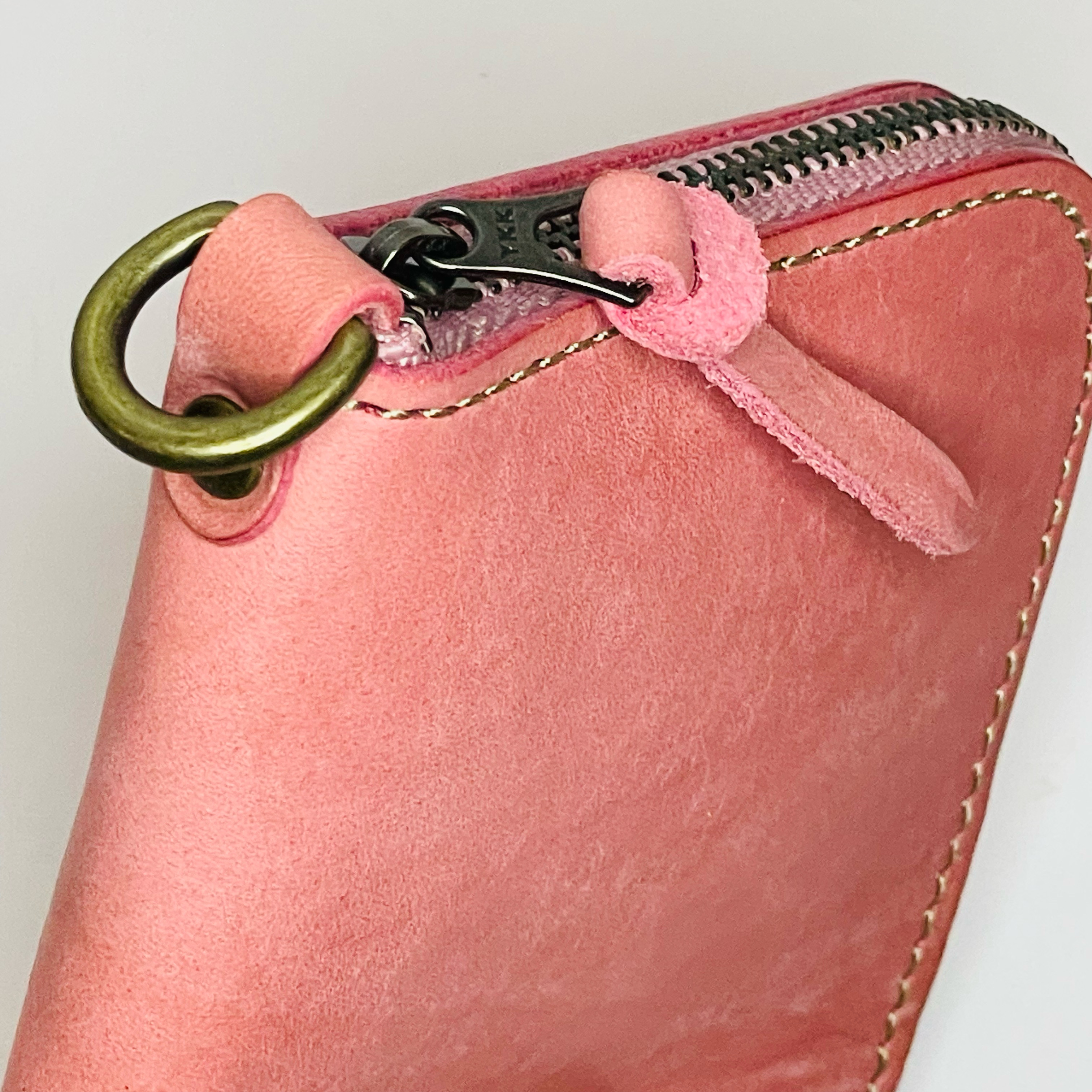 ミニウォレット　Ｌジップ　ハーフヌバック