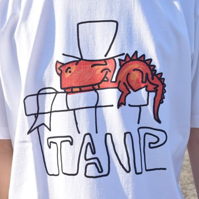 タンプ T-Shirt