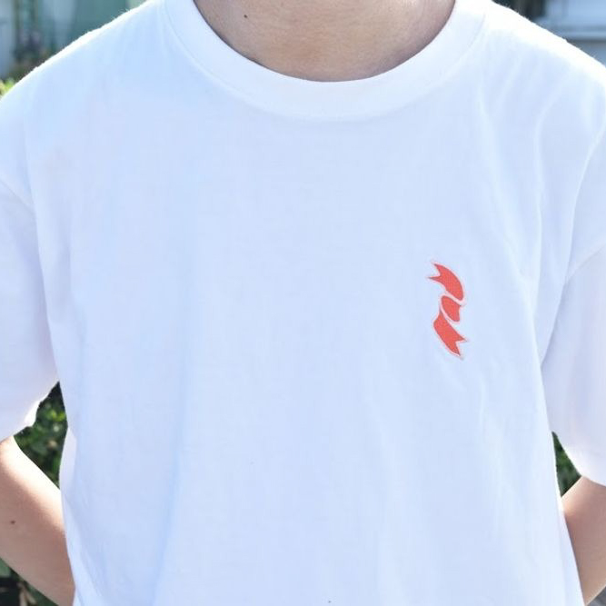 タンプ T-Shirt