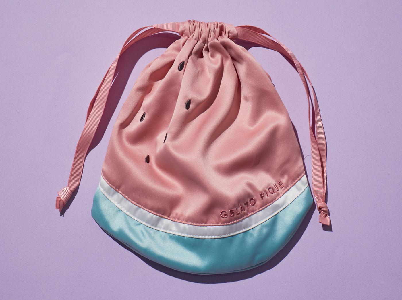 【WOMEN】フルーツ刺繍　ルームシューズ