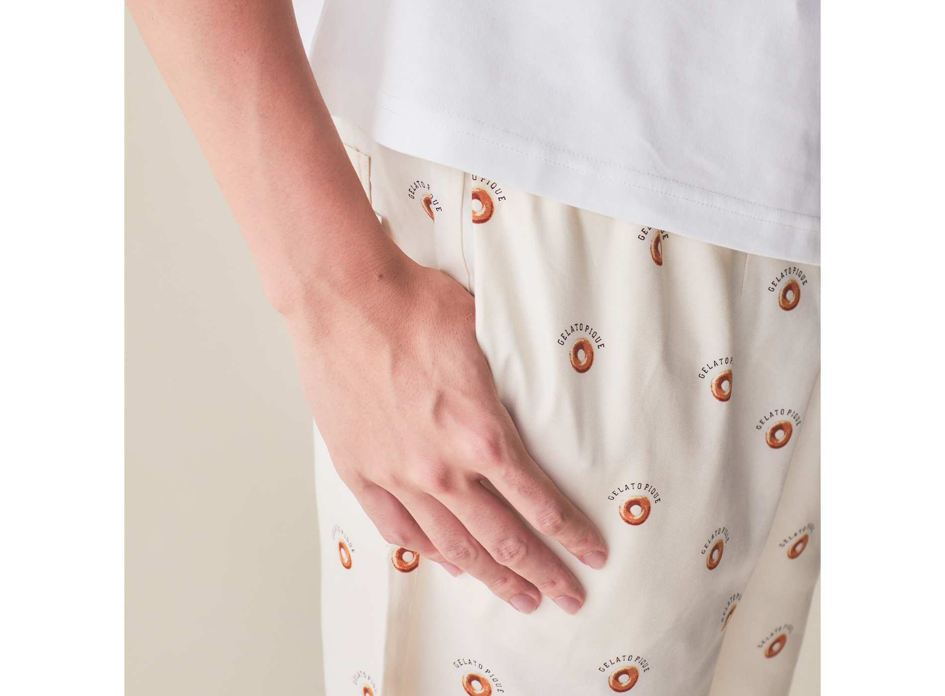 【HOMME】ドーナツロゴ　Tシャツ＆ハーフパンツセット