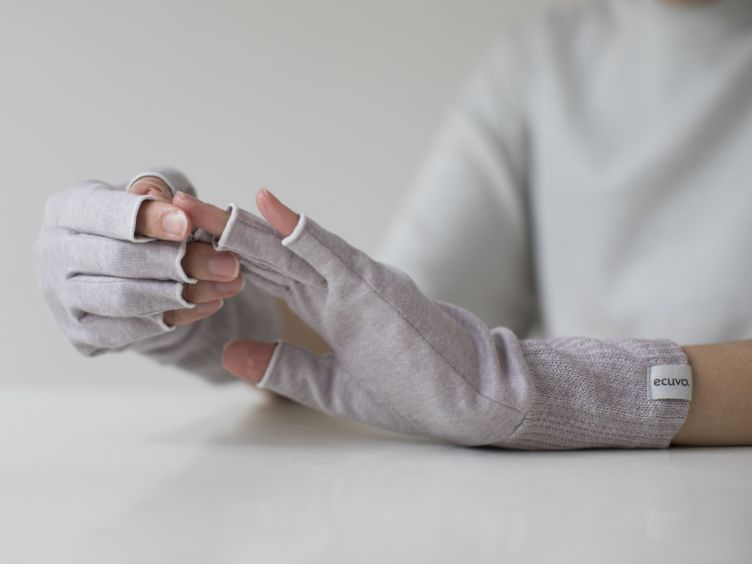 オーガニックコットンUVケア手袋指切タイプ