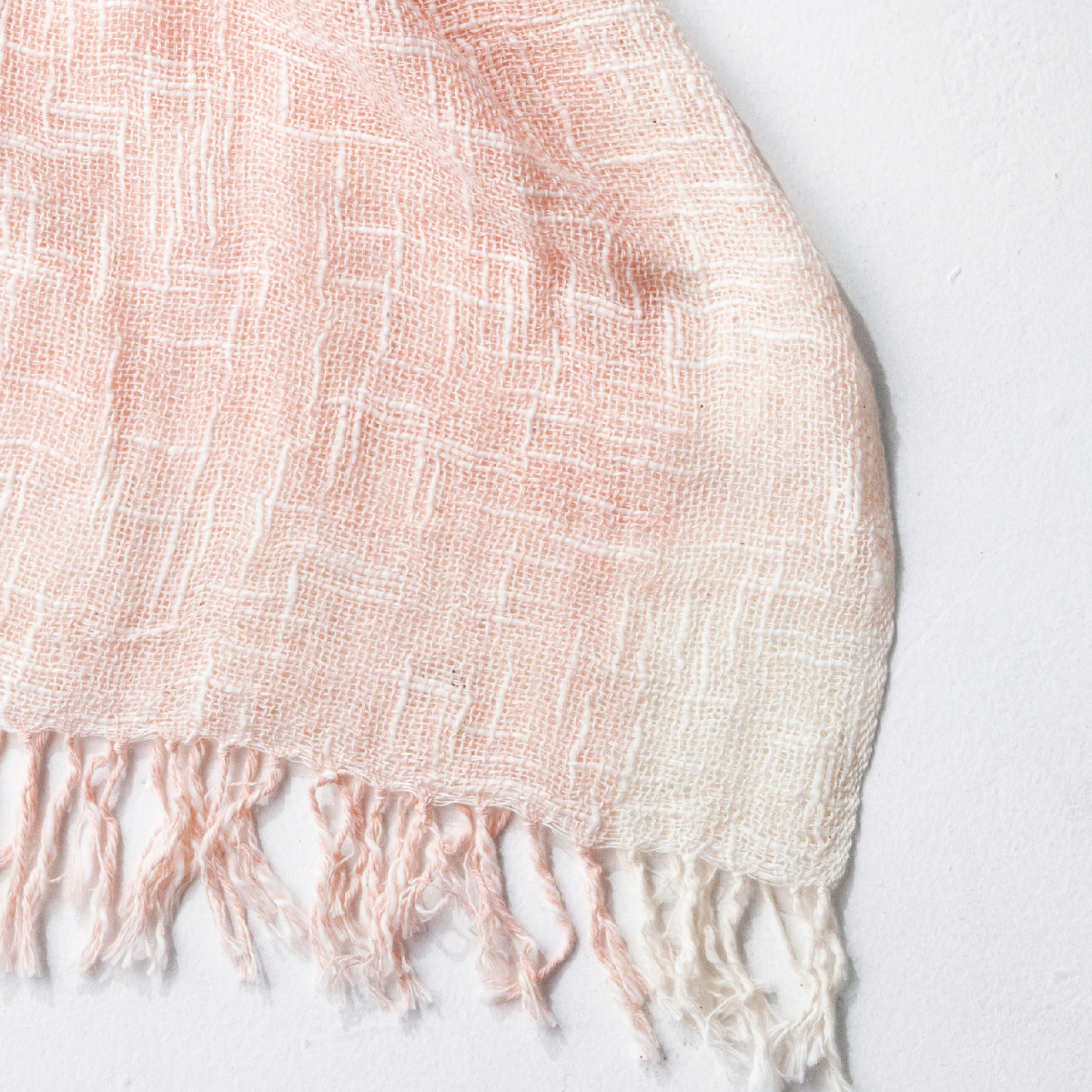 麻とボタニカルオーガニックの節糸格子マフラー