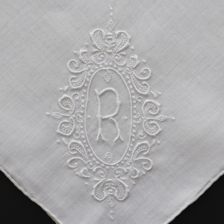 スワトウイニシャルハンカチーフ 2枚セット