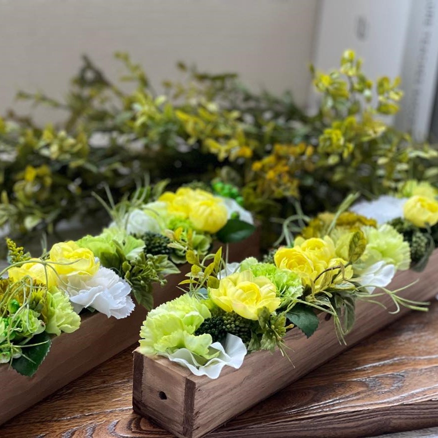 ノンアルコールドリンク＆アーティフィシャルフラワーボックス