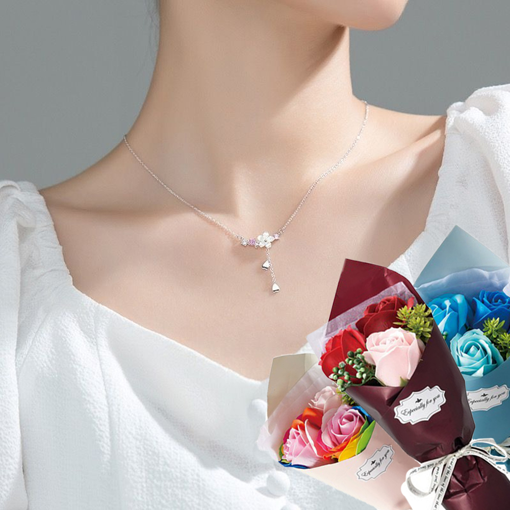 桜ストーンネックレス