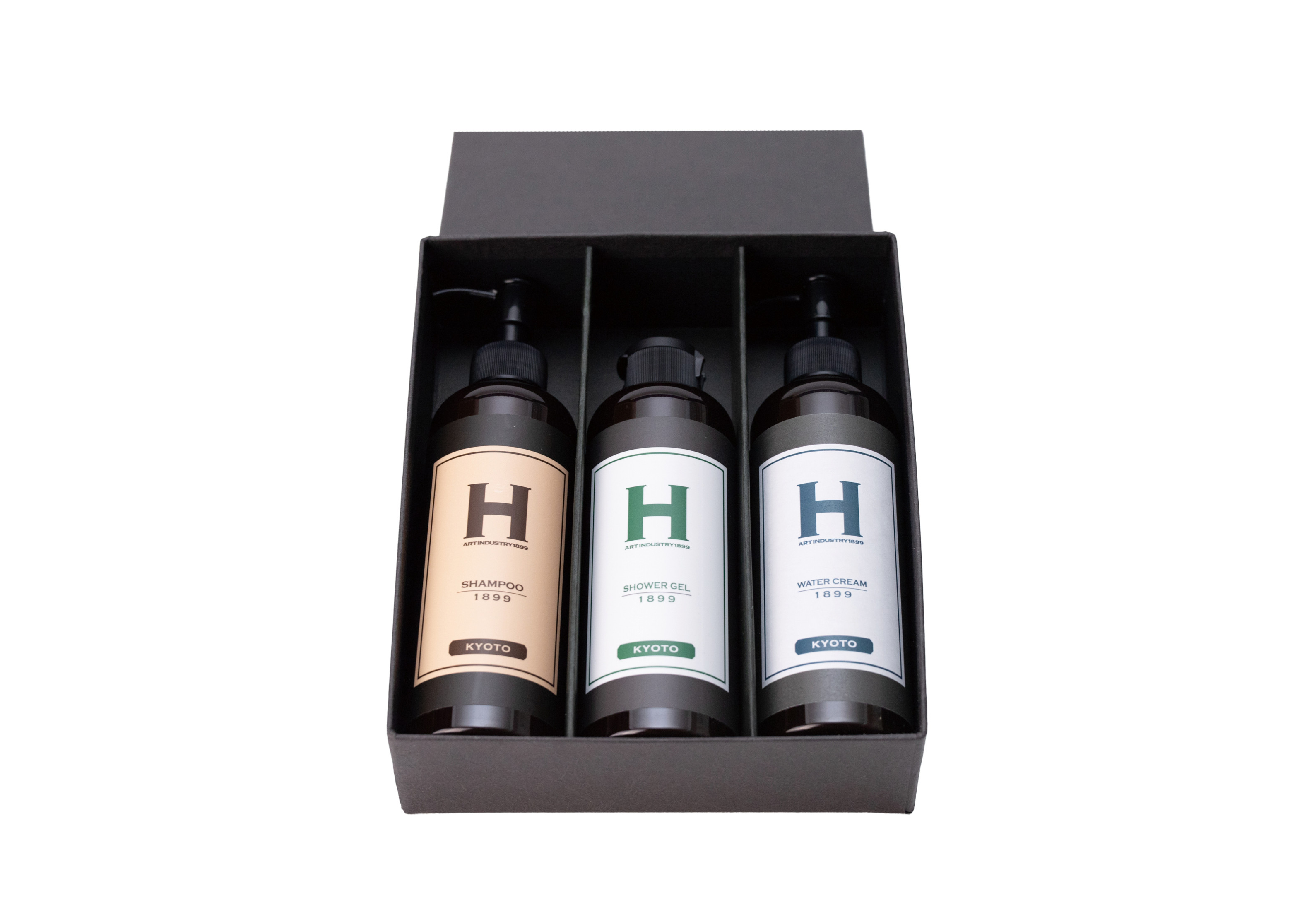 ギフトボックス入り3本セット（SHAMPOO / SHOWER GEL / WATER CREAM 1899 KYOTO）