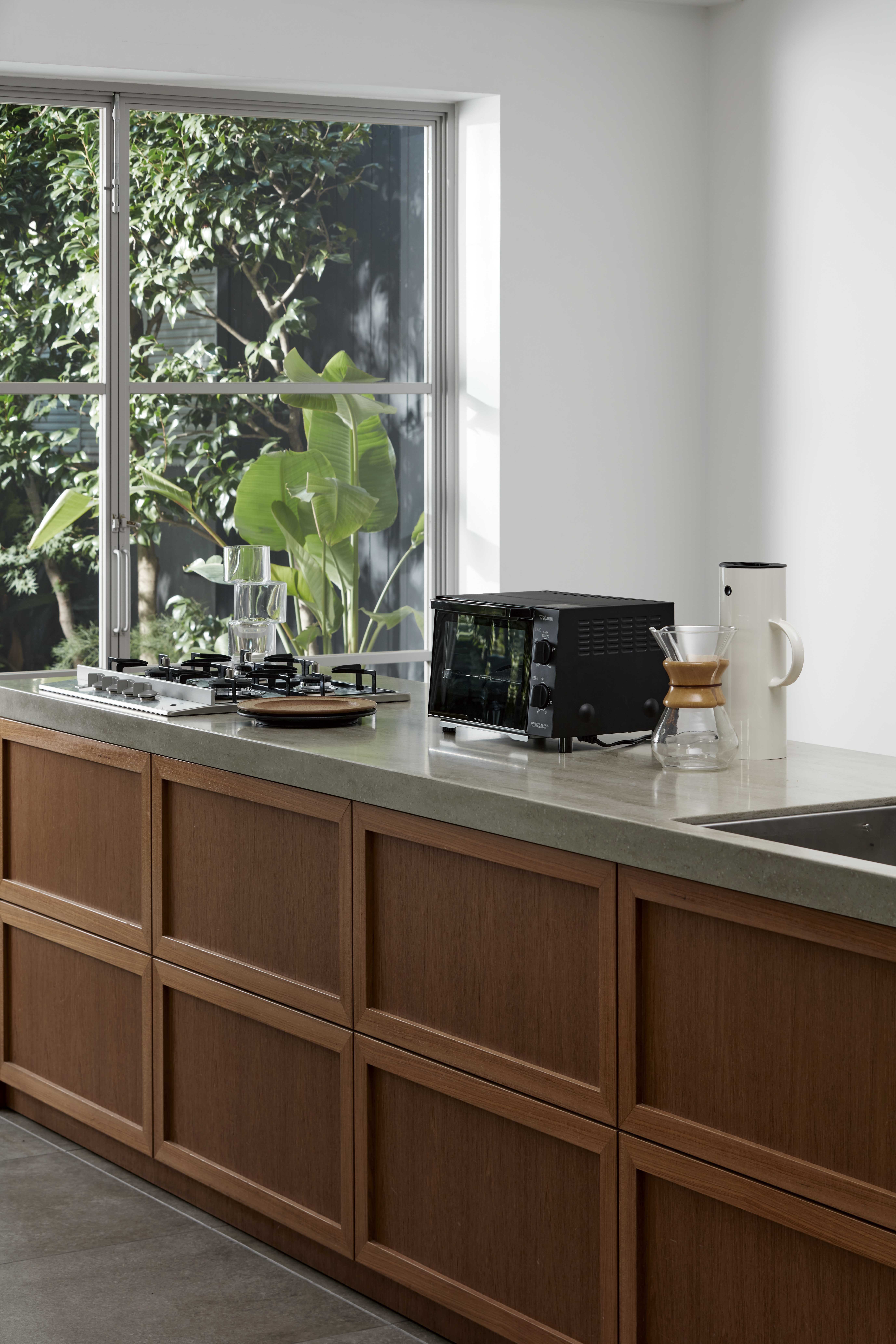 Mistral（ミストラル）＜バイロン＞