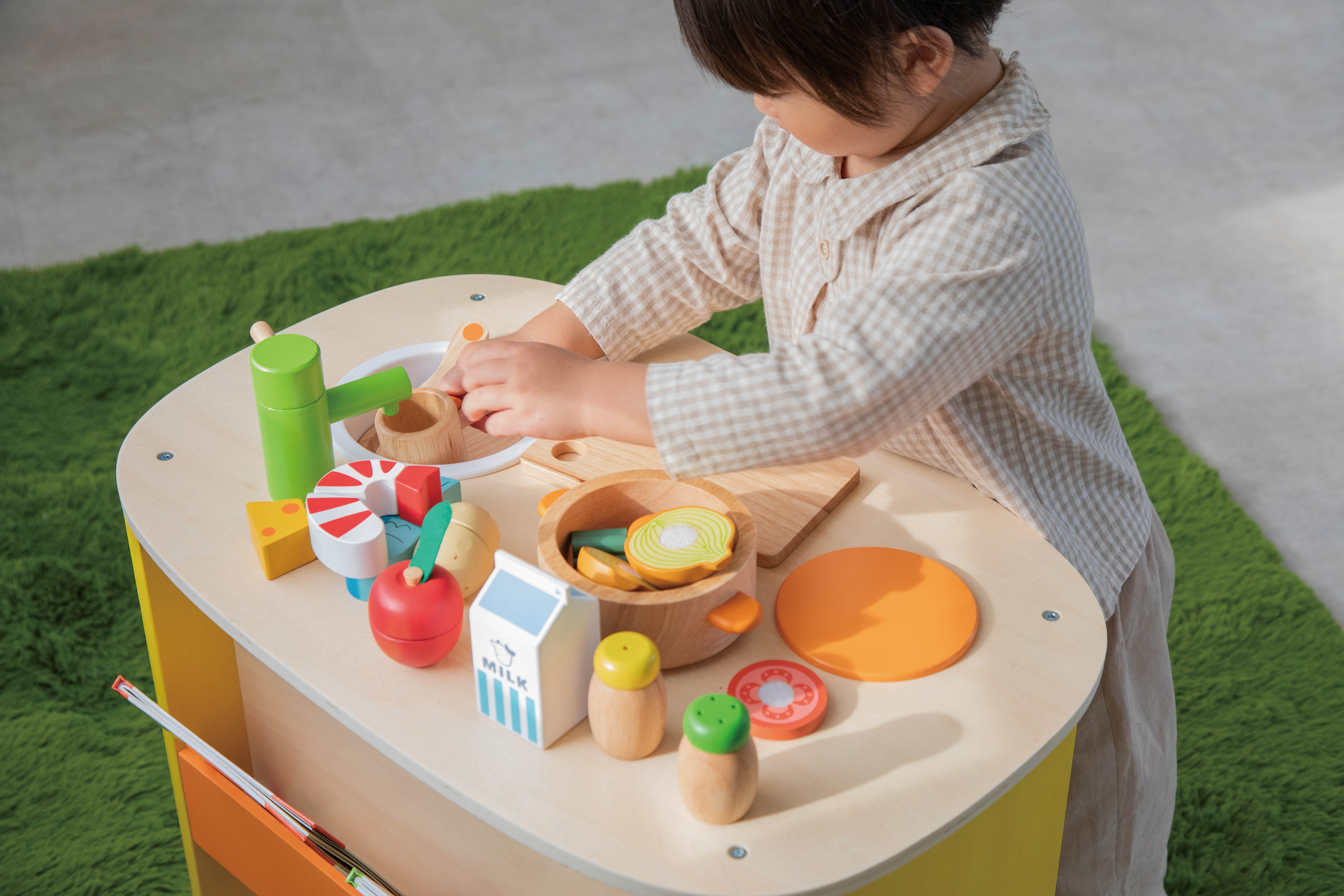 森のアイランドキッチン