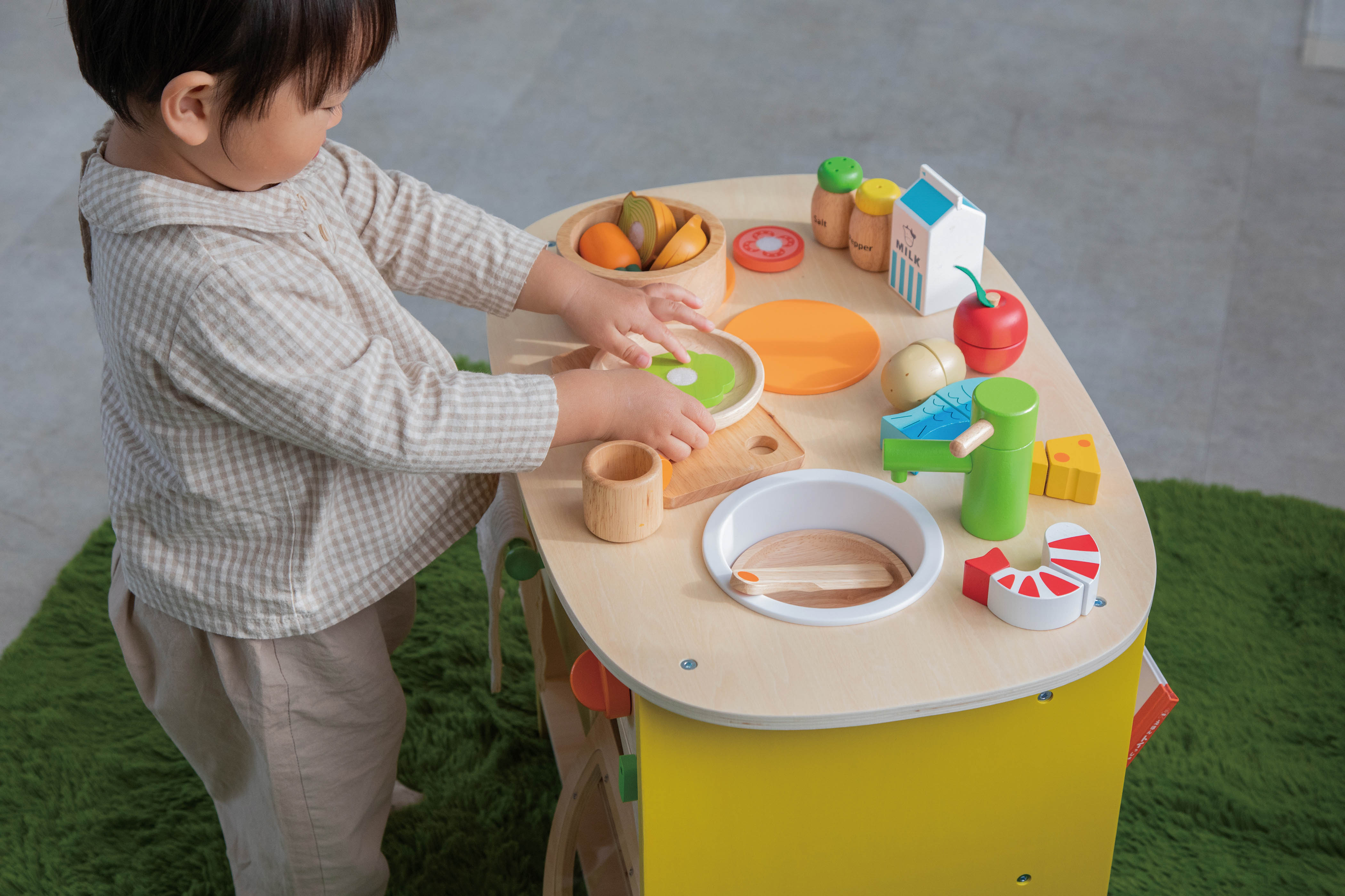 森のアイランドキッチン