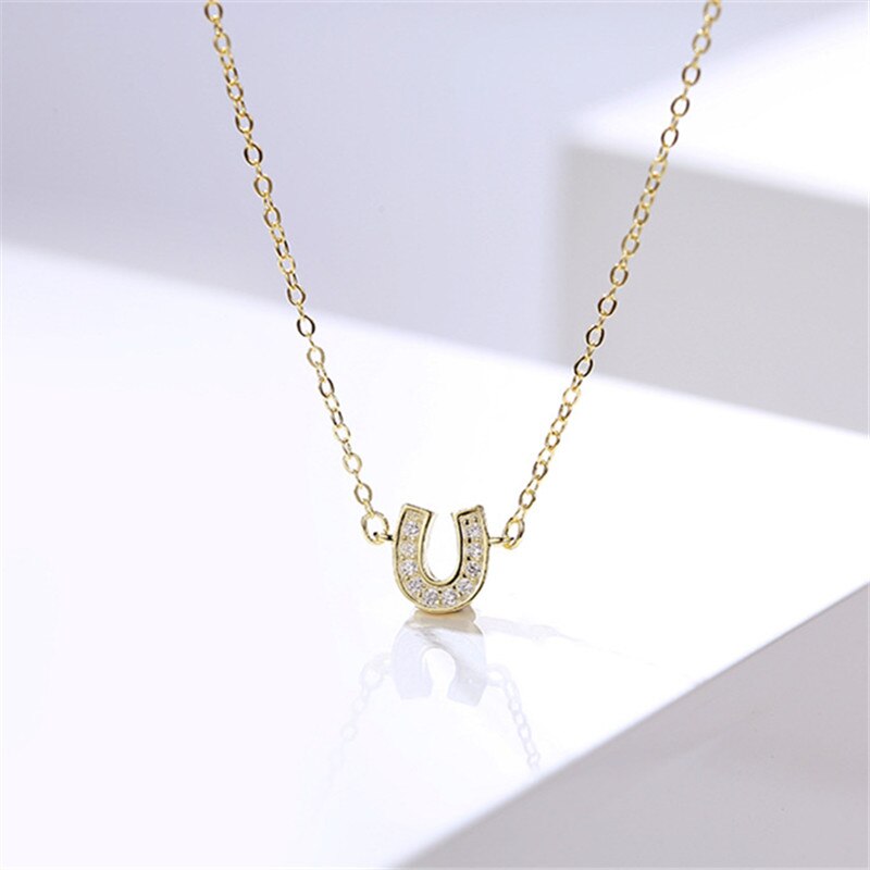 ゴールドカラー馬蹄ネックレス