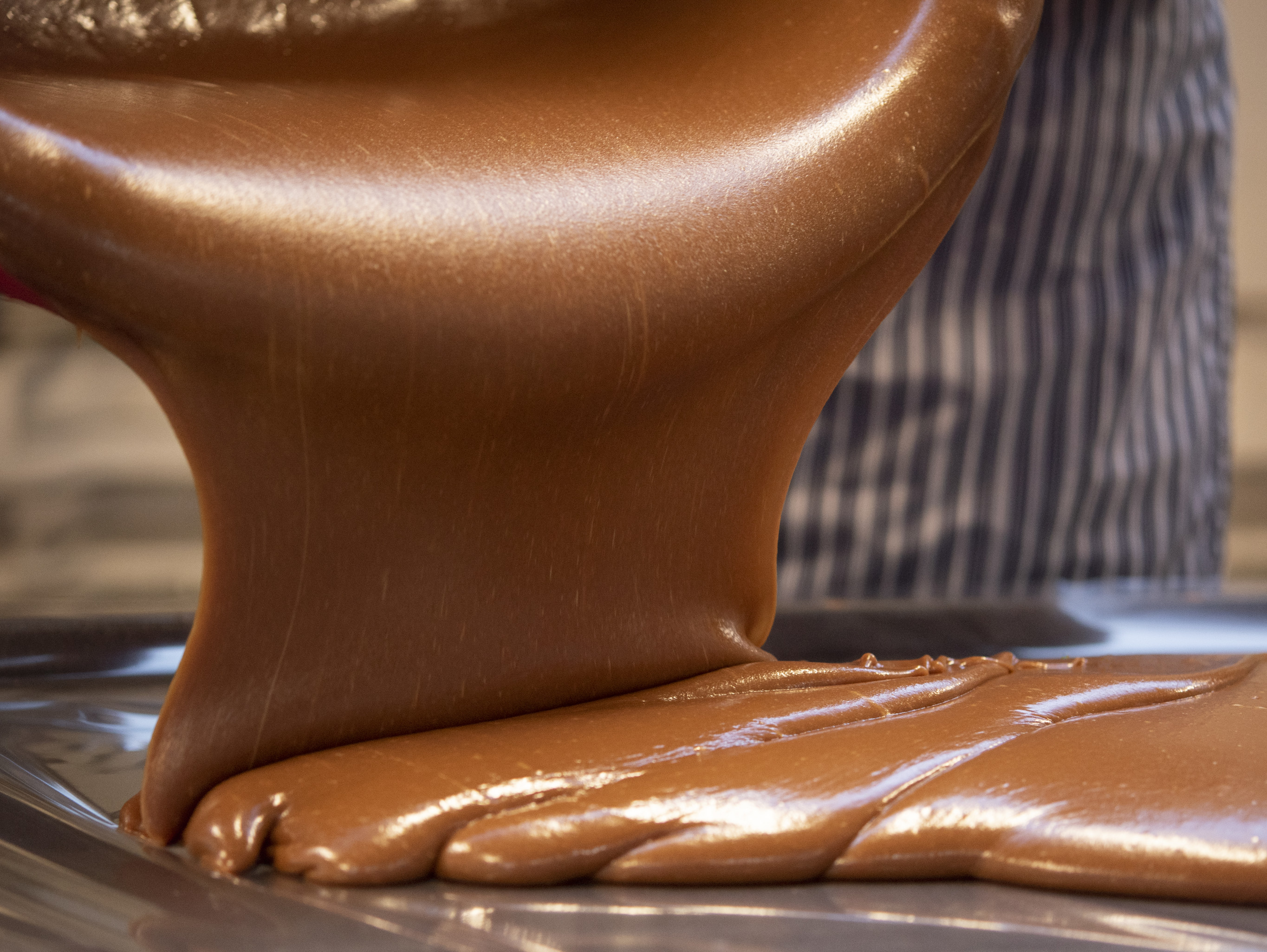 レッドフラワー缶＆パープルフラワー缶　バニラファッジ