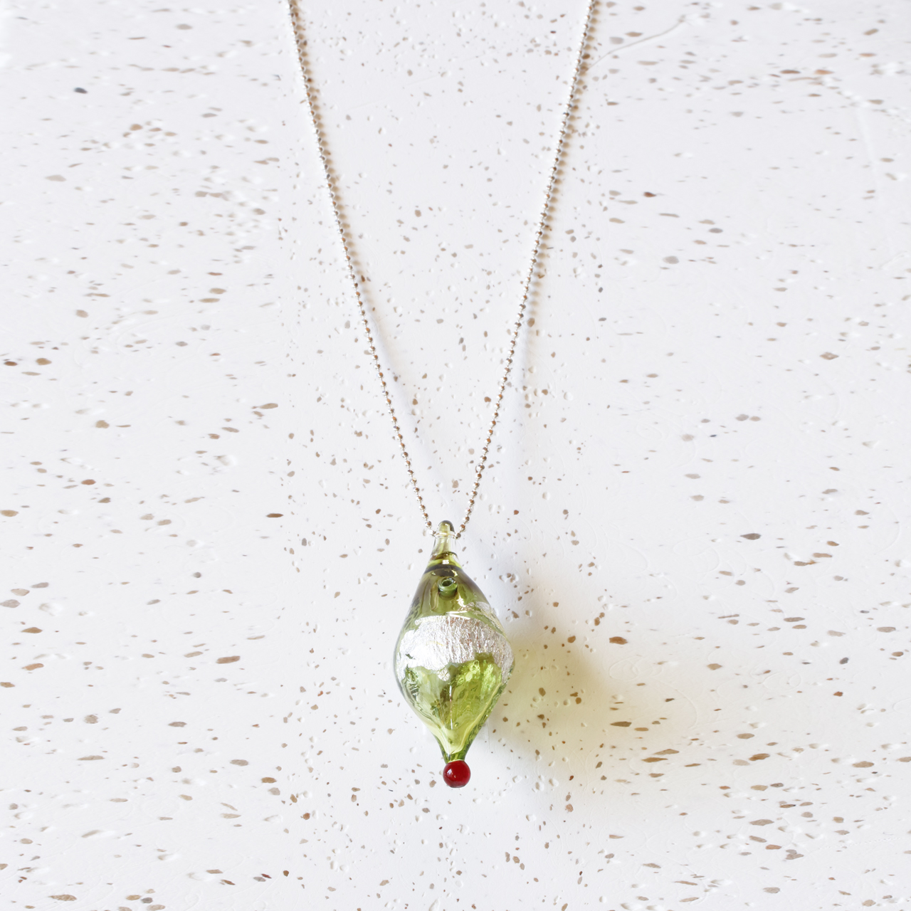 硝子のアロマペンダント（銀箔入）[Silver Chain]