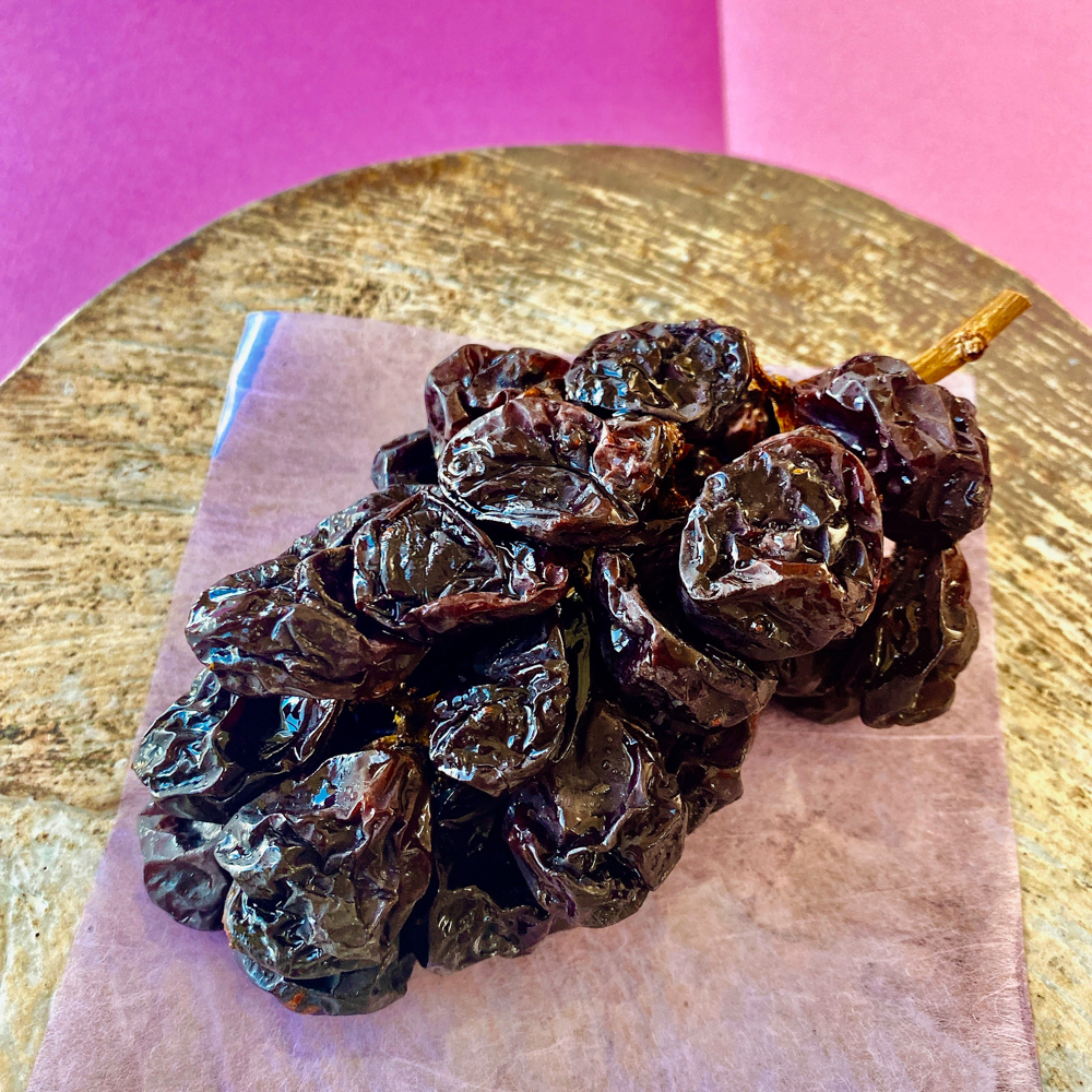 枝付き巨峰のセミドライ＆素焼きミックスナッツセット　化粧箱入り