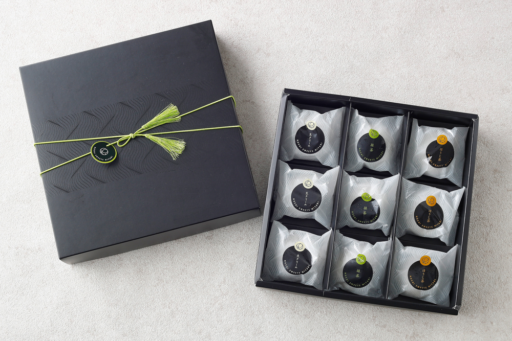 LUXURY HOTEL SWEETS GIFT