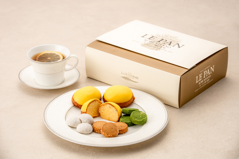 LUXURY HOTEL SWEETS GIFT