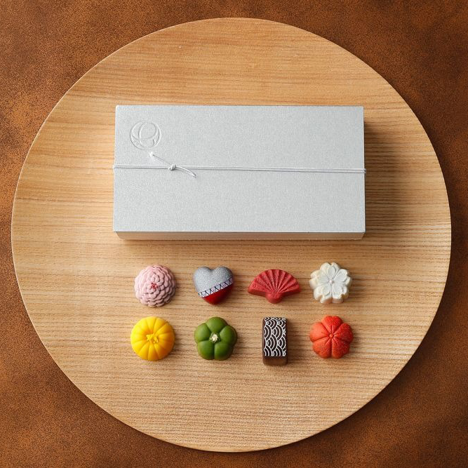 LUXURY HOTEL SWEETS GIFT