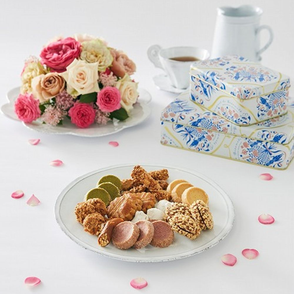 LUXURY HOTEL SWEETS GIFT