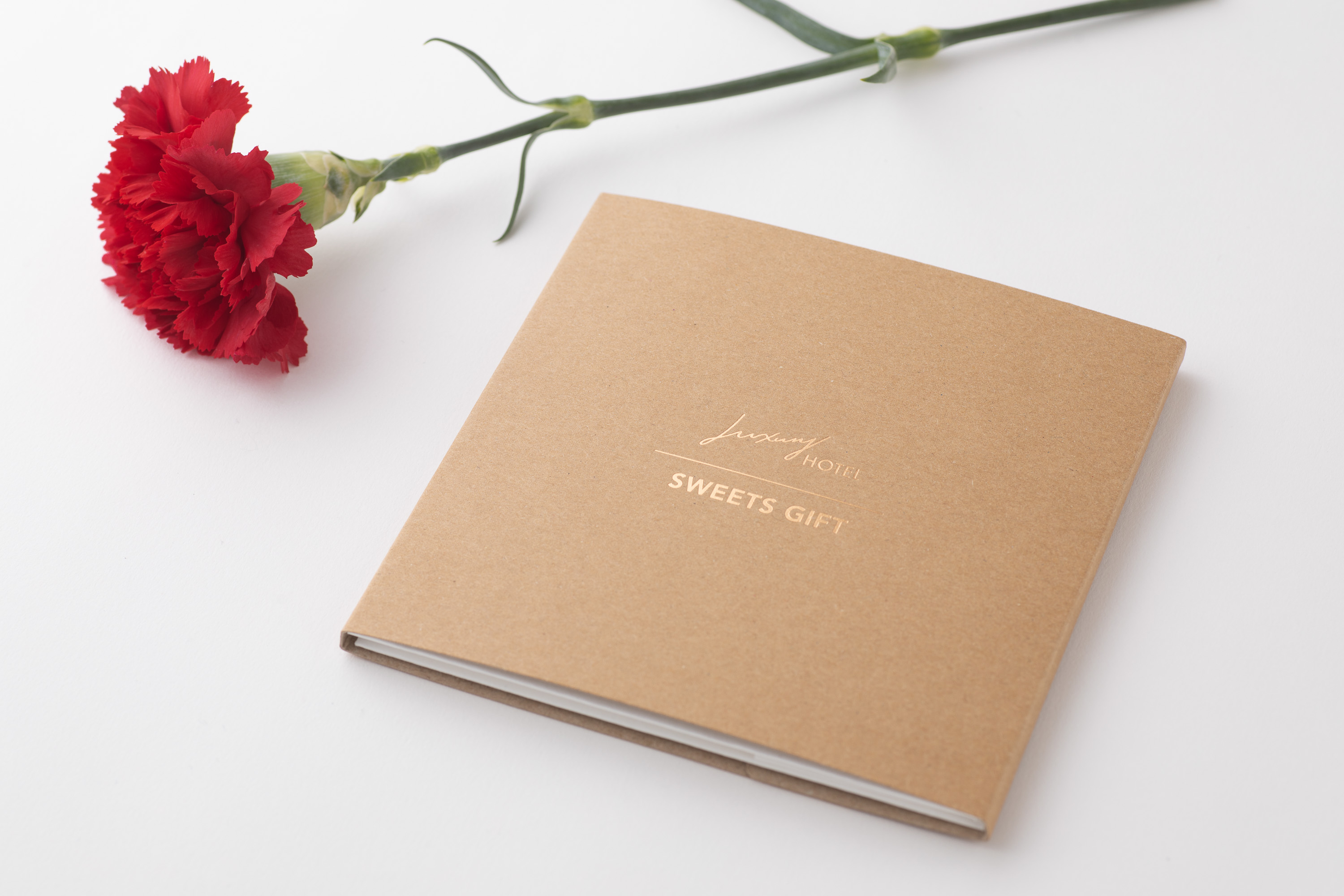 LUXURY HOTEL SWEETS GIFT