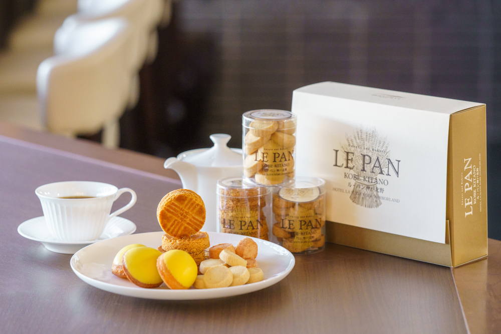 LUXURY HOTEL SWEETS GIFT