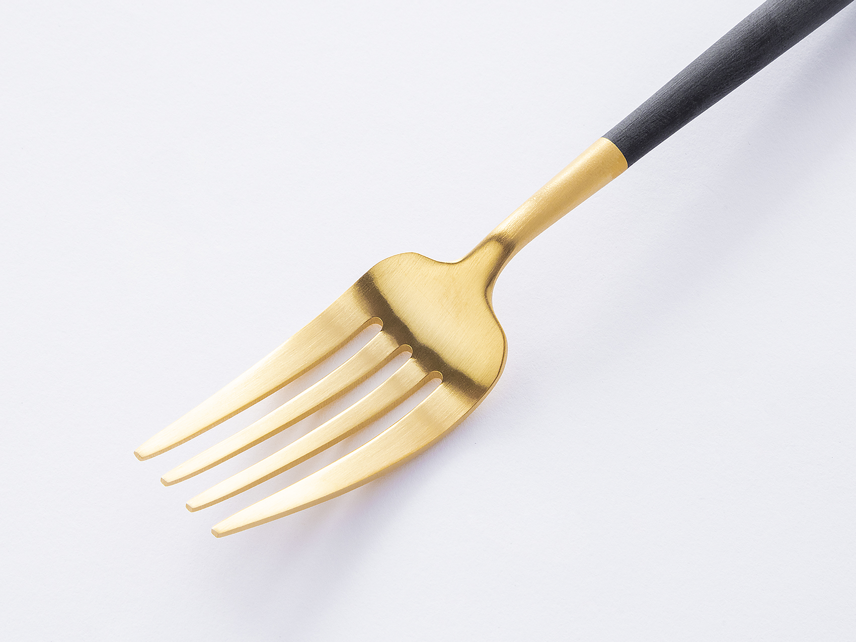 【クチポール】ゴアブラックxゴールド ディナーペアセット