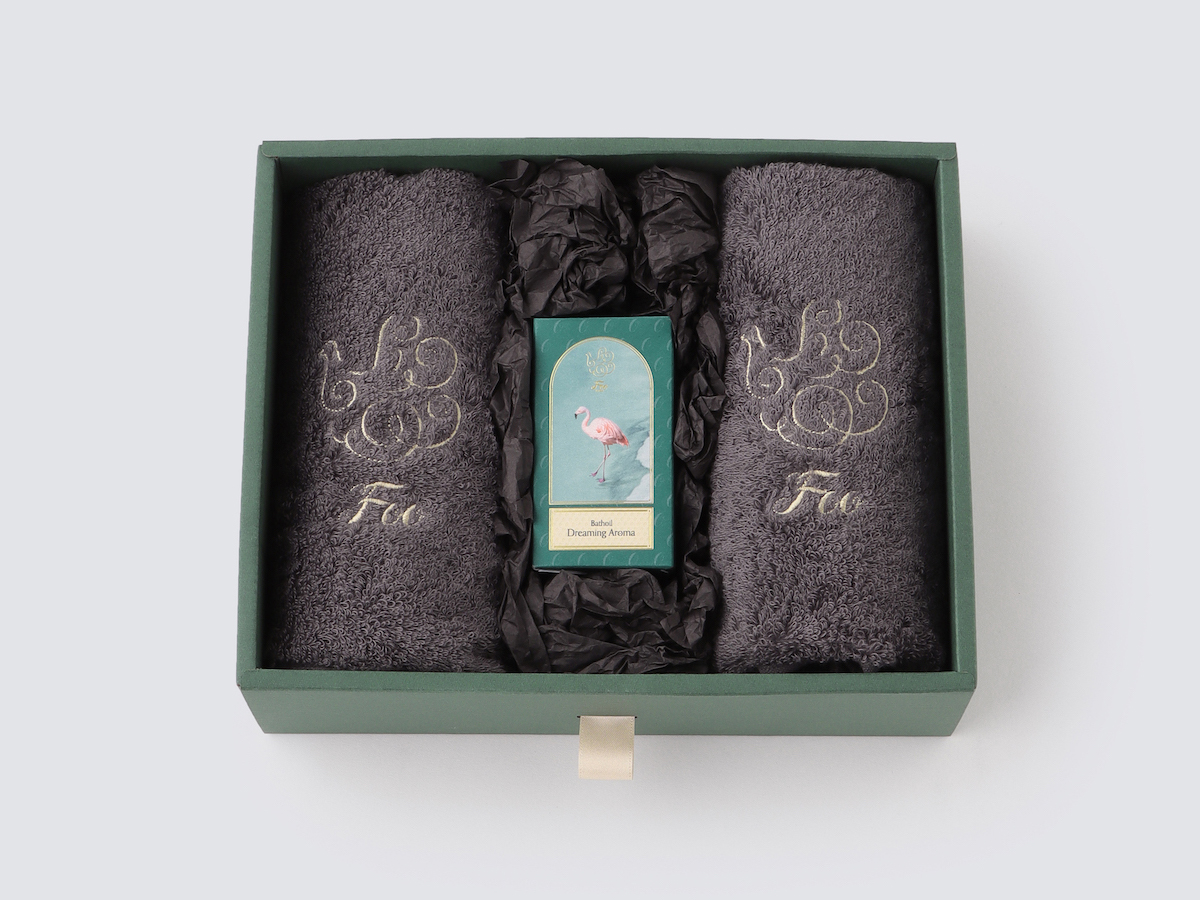 オーガニックコットン ハンドタオル2枚 & Foo Tokyo バスオイル Dreaming Aroma 1本 ギフトセット
