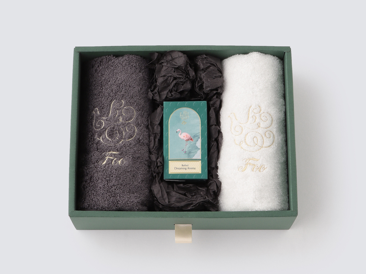 オーガニックコットン ハンドタオル2枚 & Foo Tokyo バスオイル Dreaming Aroma 1本 ギフトセット