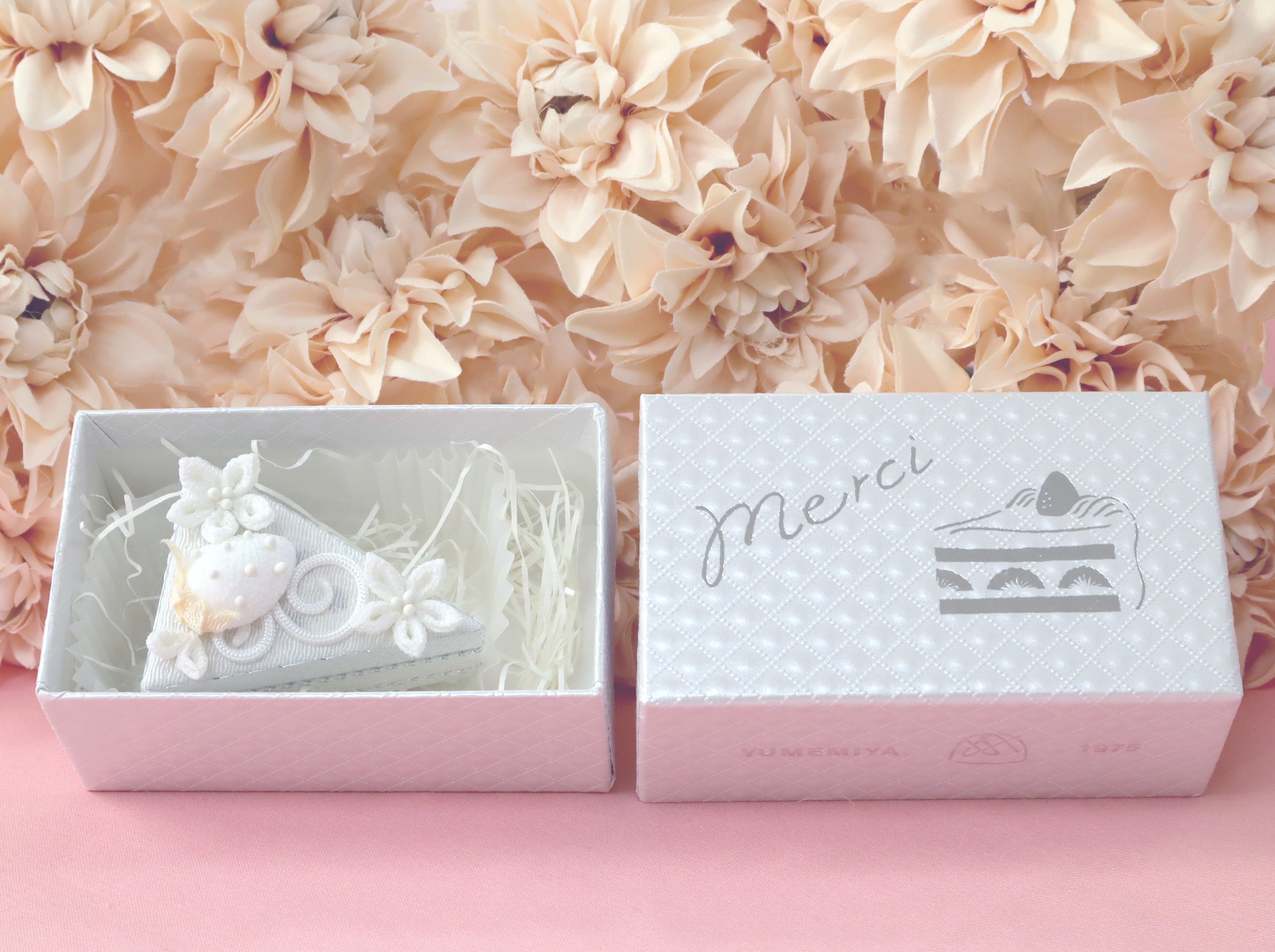 merci ちりめんスイーツ プチケーキ<ストロベリー>