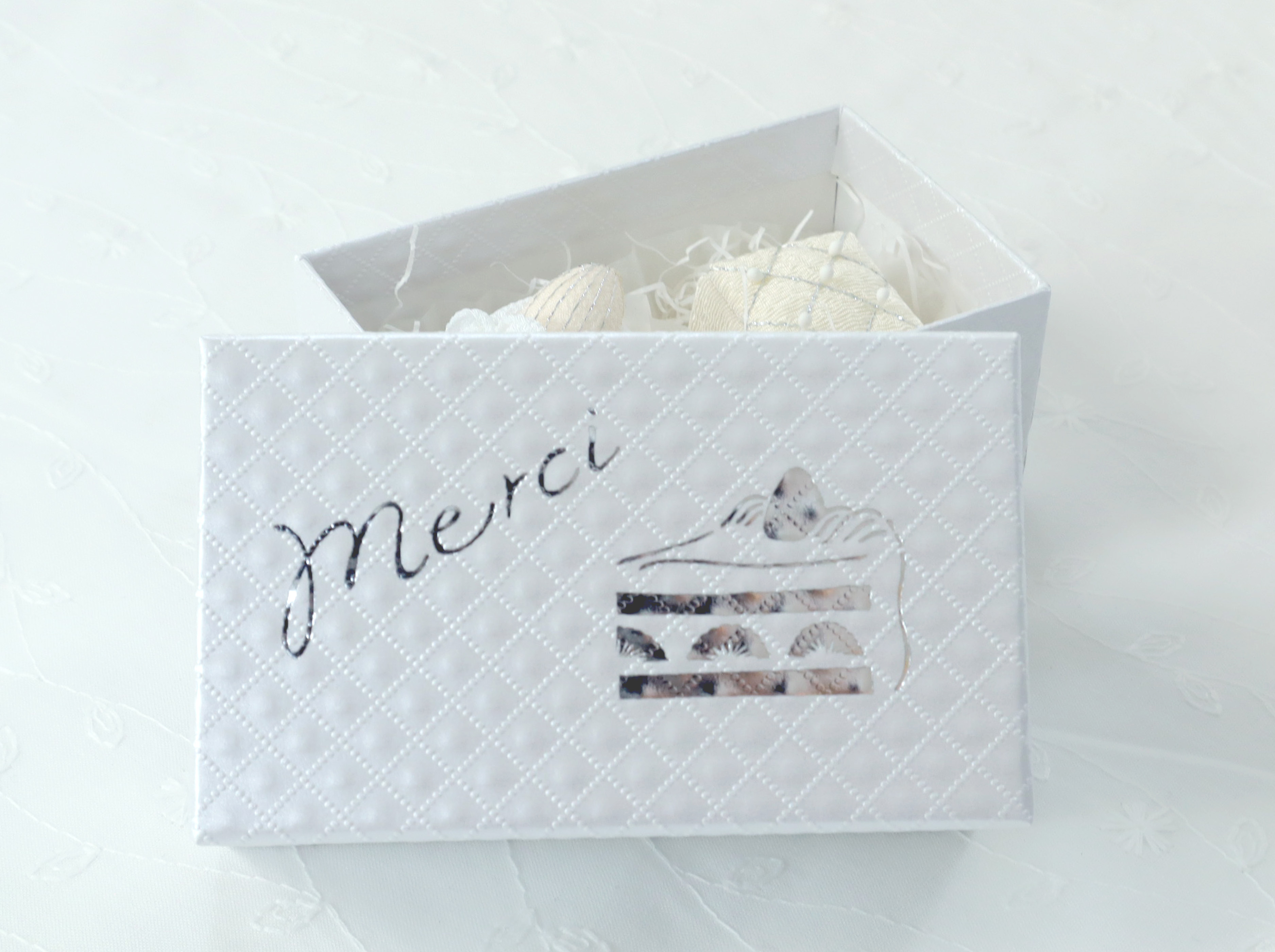 merci ちりめんスイーツ ホワイトチョコアーモンド