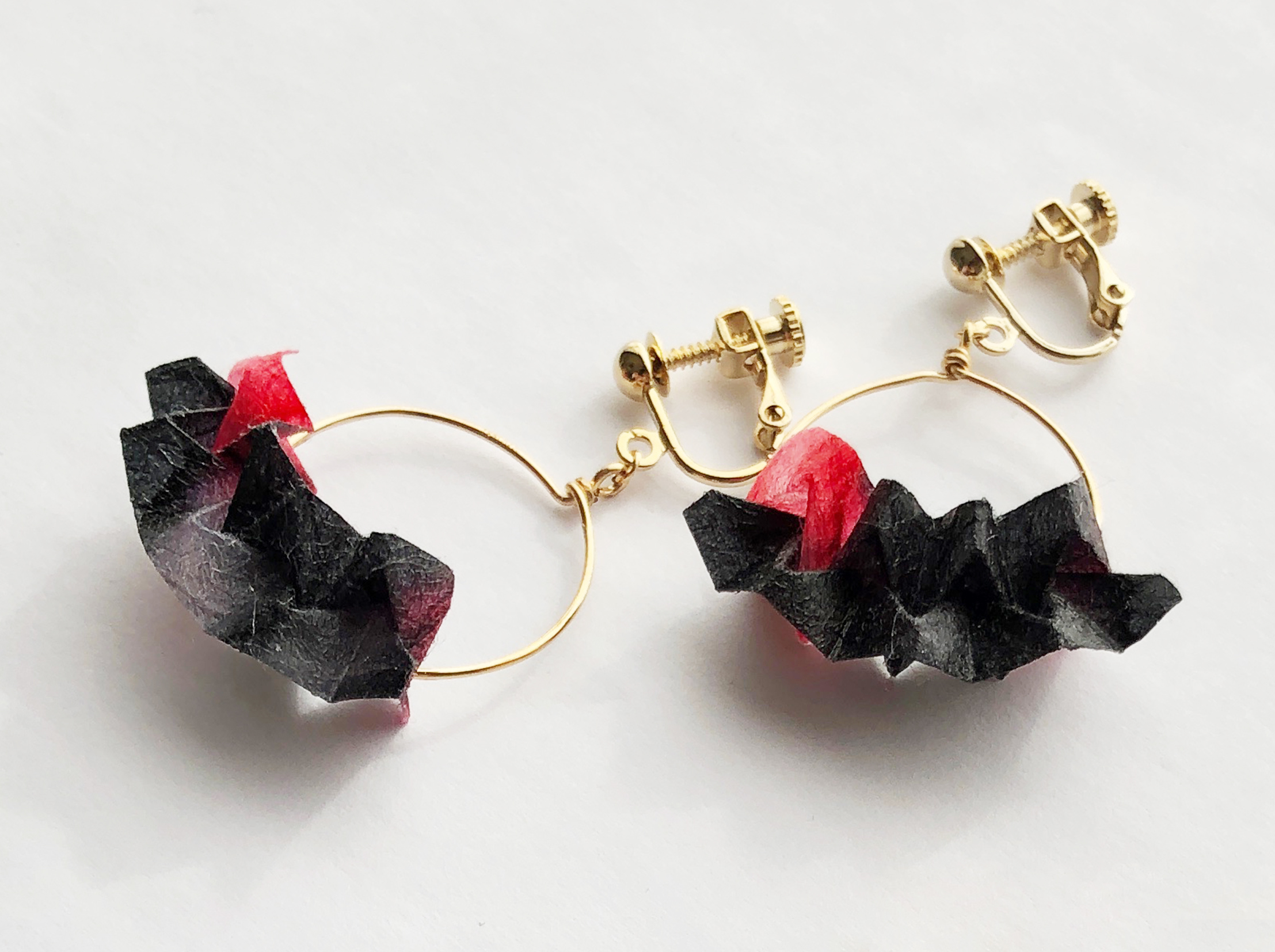 板締め絞り フープ イヤリング