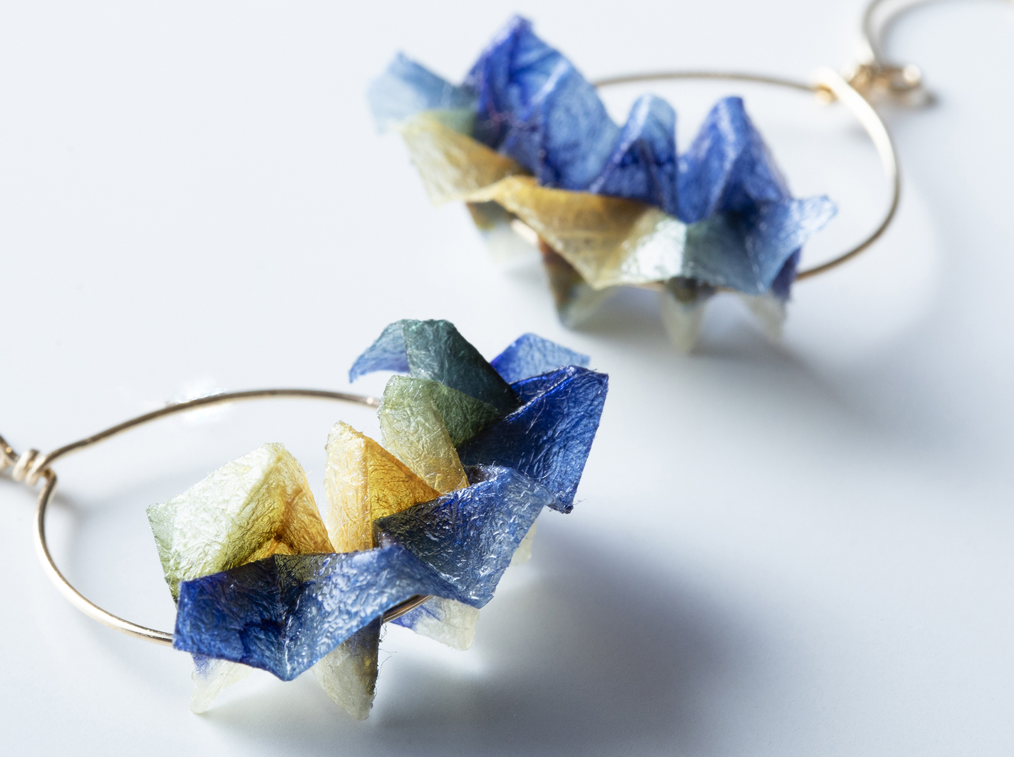 板締め絞り フープ イヤリング