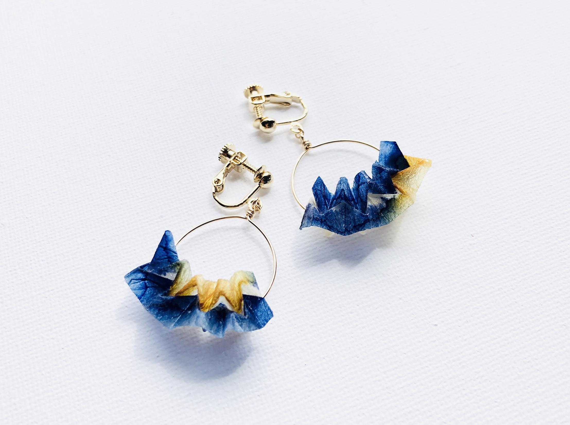 板締め絞り フープ イヤリング