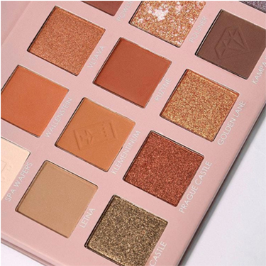 GO TRAVEL 15色アイシャドウパレット