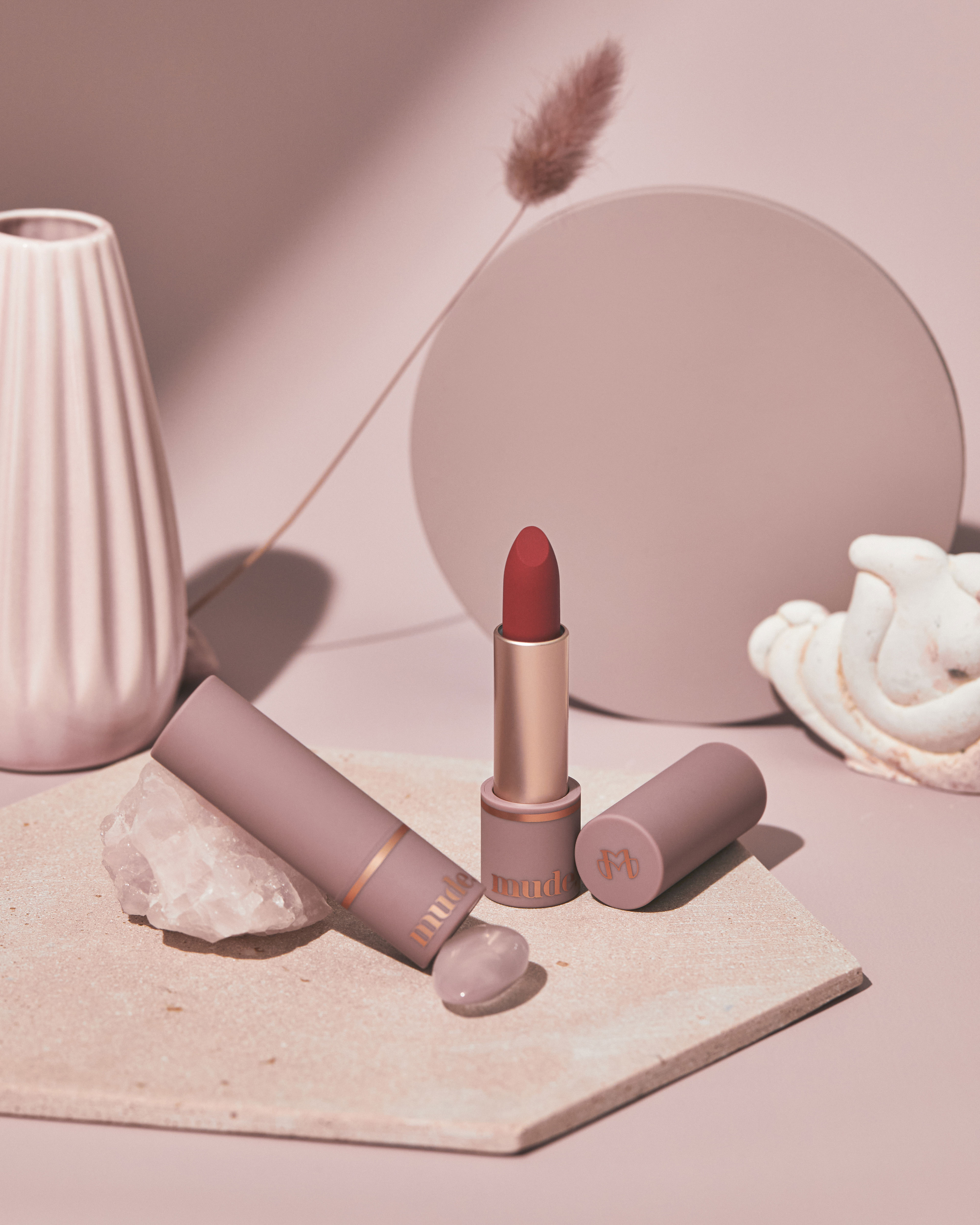 見るだけで気分が上がるうさぎミラー＆リップセット