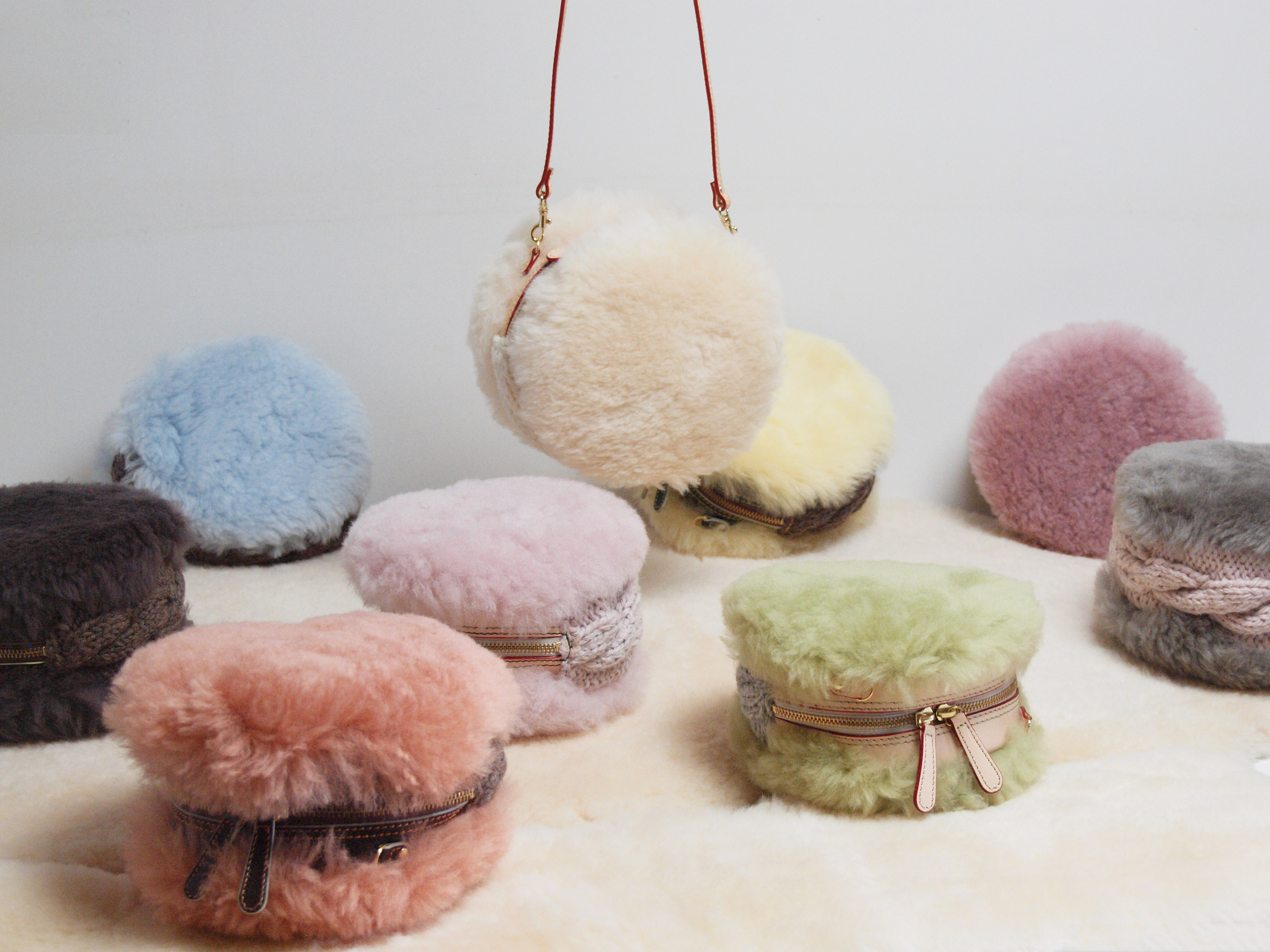 muku MACARON ムートンポーチ | muku（ムク）のプレゼント・ギフト通販 