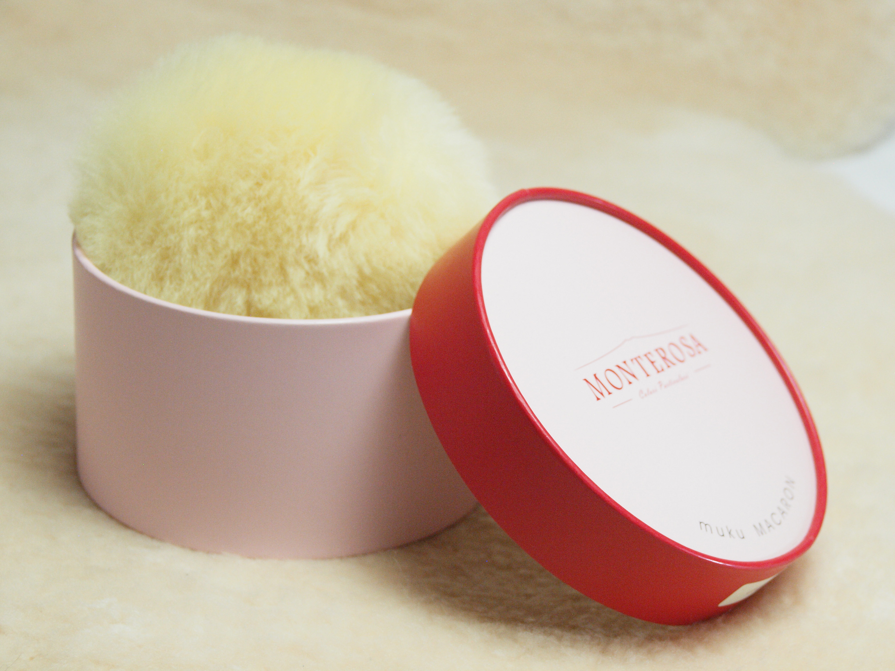 muku MACARON ムートンポーチ