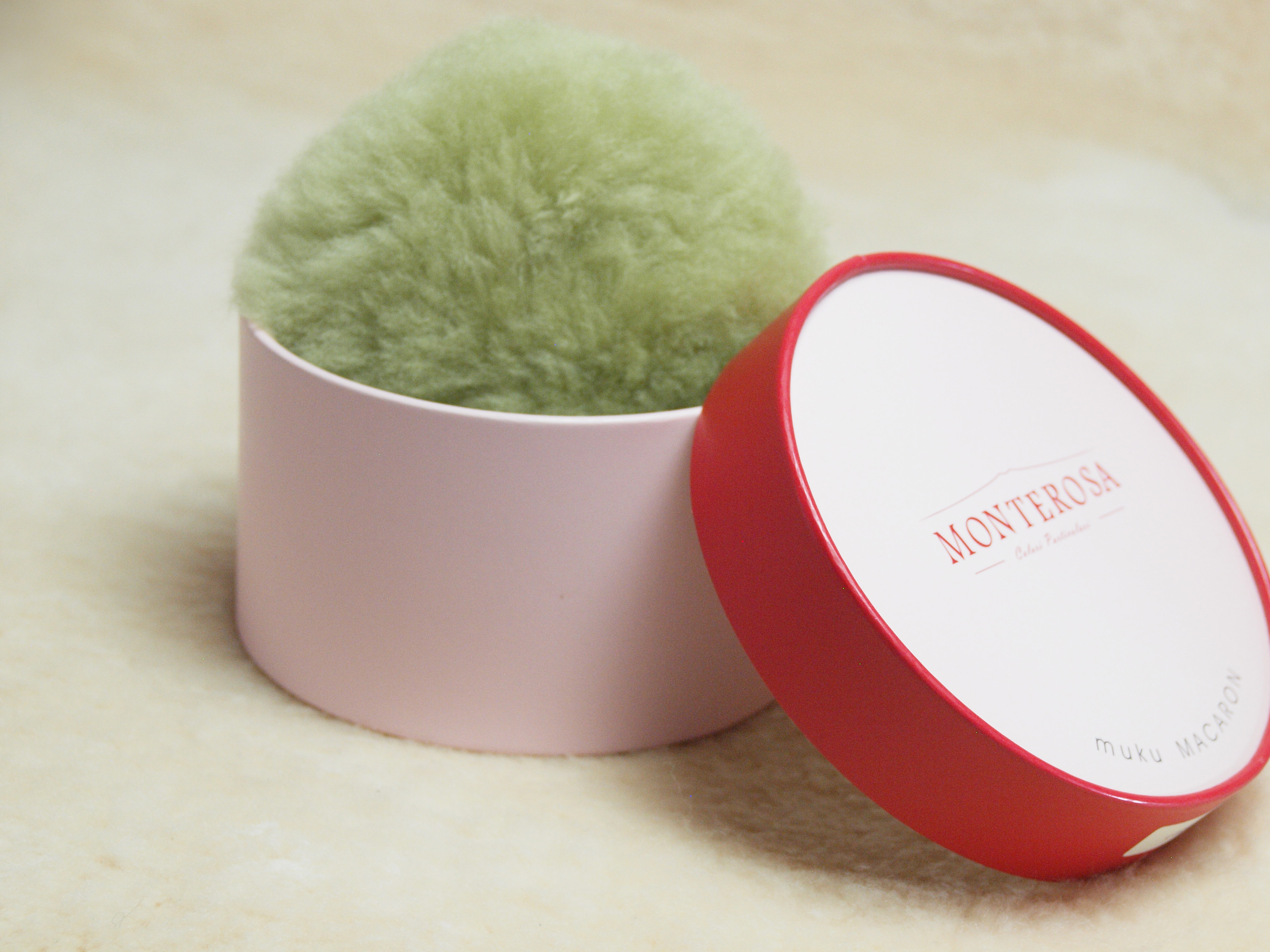 muku MACARON ムートンポーチ