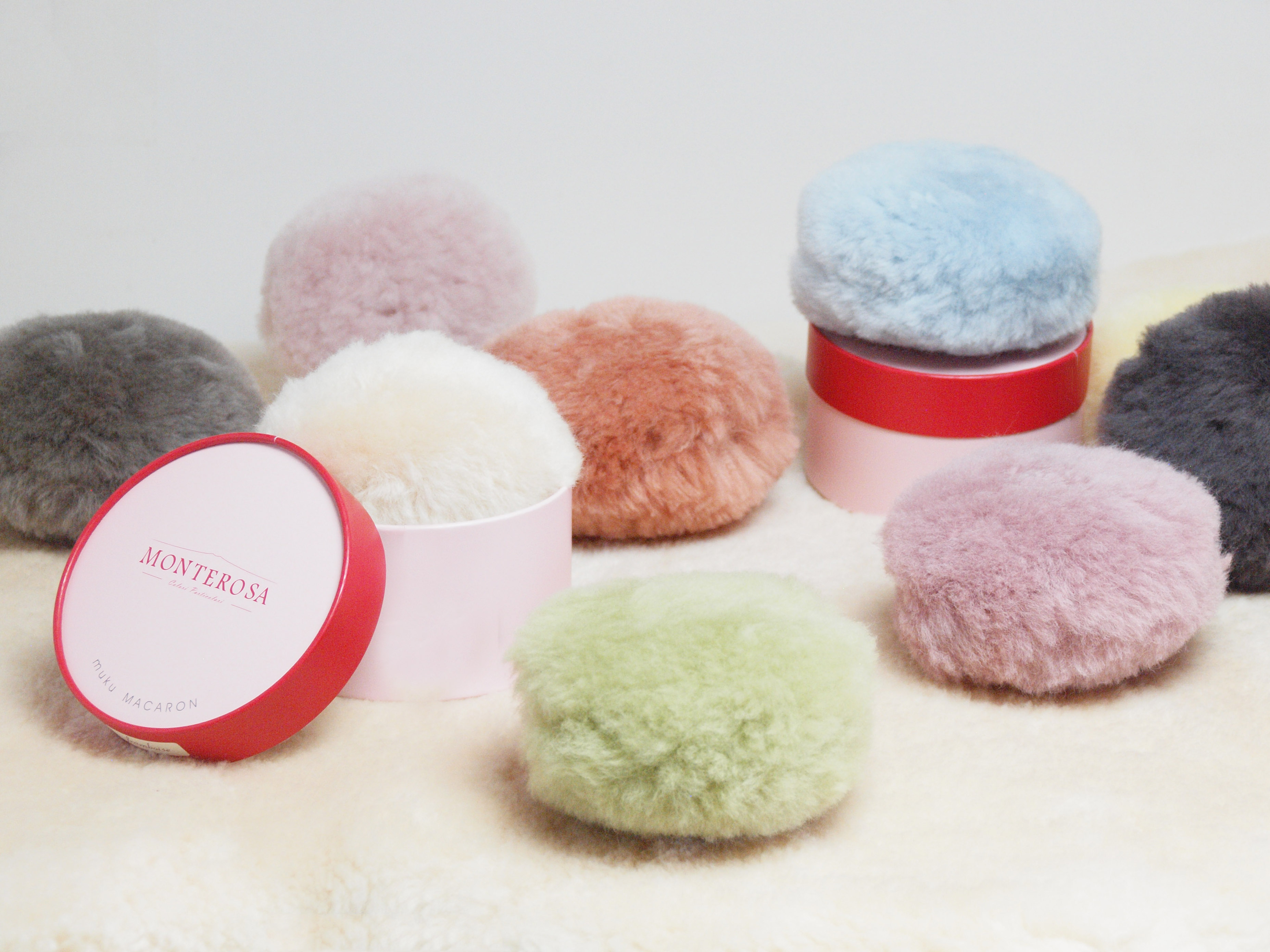 muku MACARON ムートンポーチ