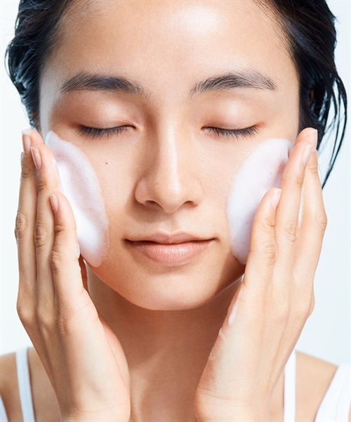 ピュアモイストフォーミングウォッシュ a