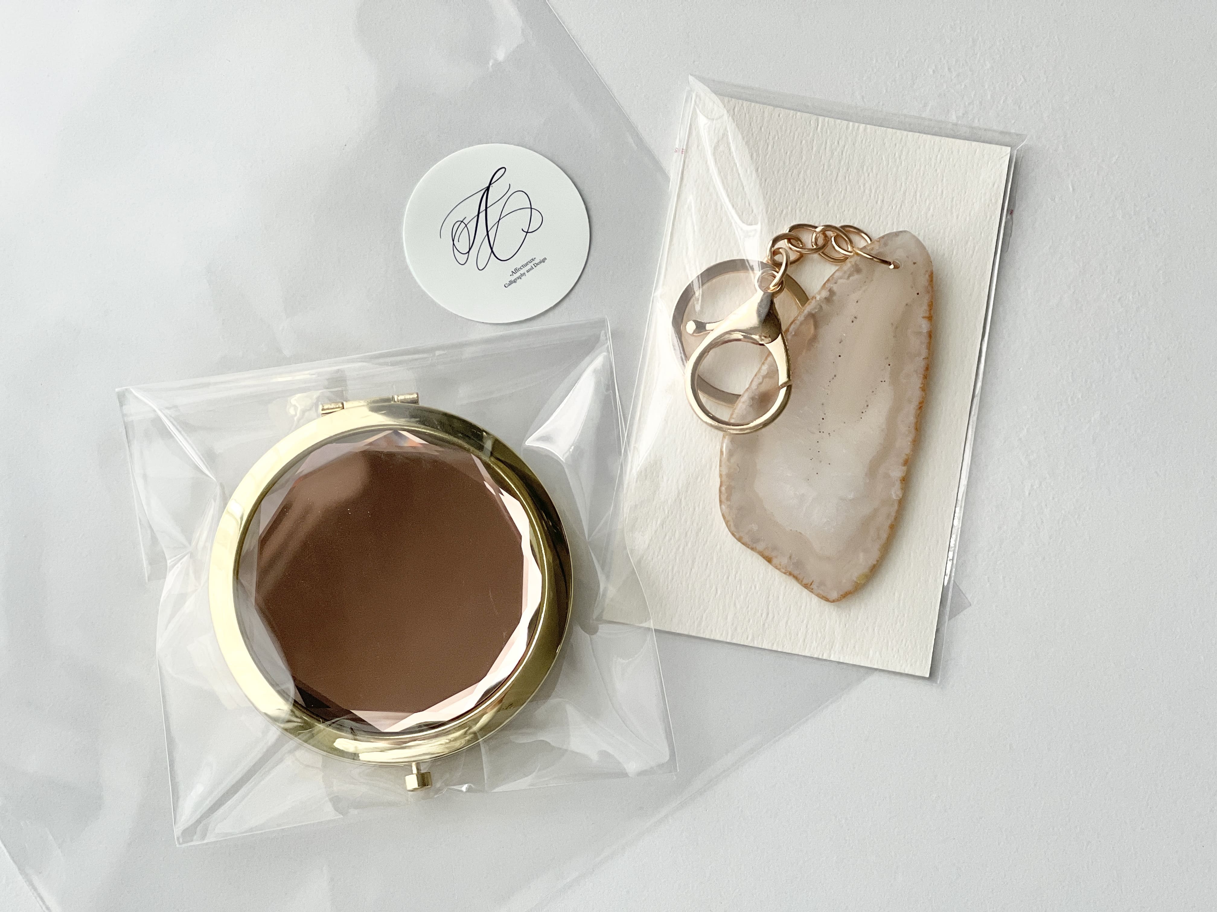 名入れコンパクトミラー&キーホルダーセット