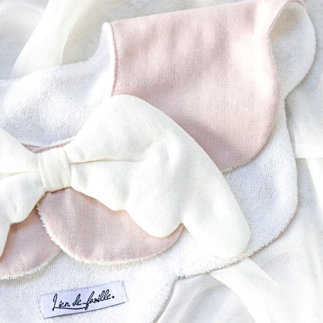 【ボックス付き】もこもこ天使スタイ&ガーゼ3枚セット