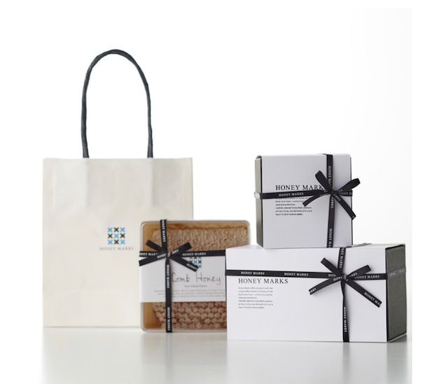 マヌカハニーUMF10+とマヌカスティックのギフトセット