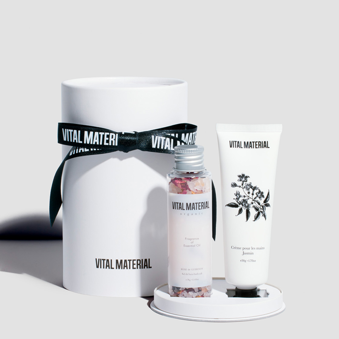 ラウンドボックスセット （ハンドクリーム＋バスソルト70g）