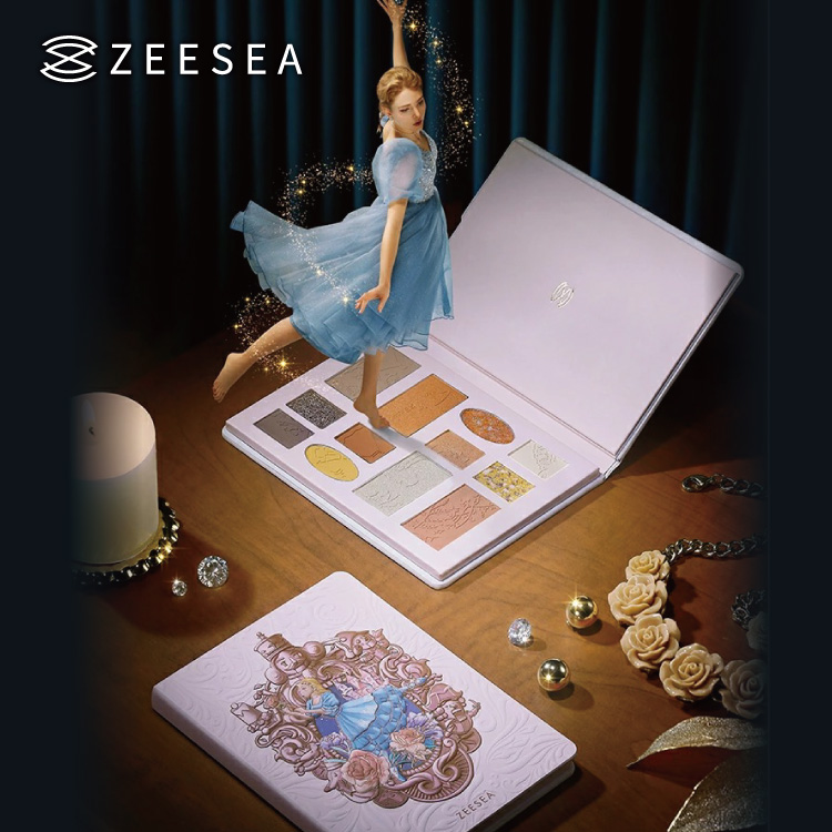 くるみ割り人形シリーズ キャンディクルーズ 12色アイシャドウ＆チークパレット