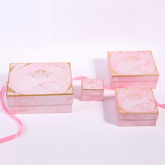 星空アイシャドウパレット&ピンクミストリップ